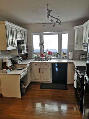 REFINISHING KITCHEN CABINETS