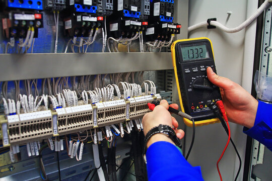 2B Wired | Electricians in Mississauga
