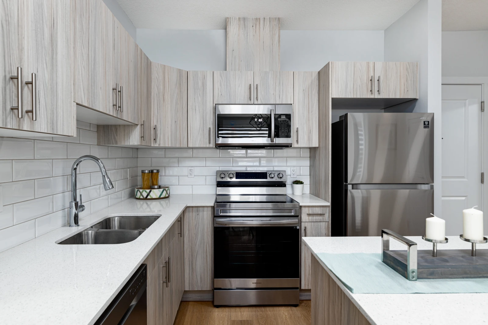 GRANITE COUNTERTOPS