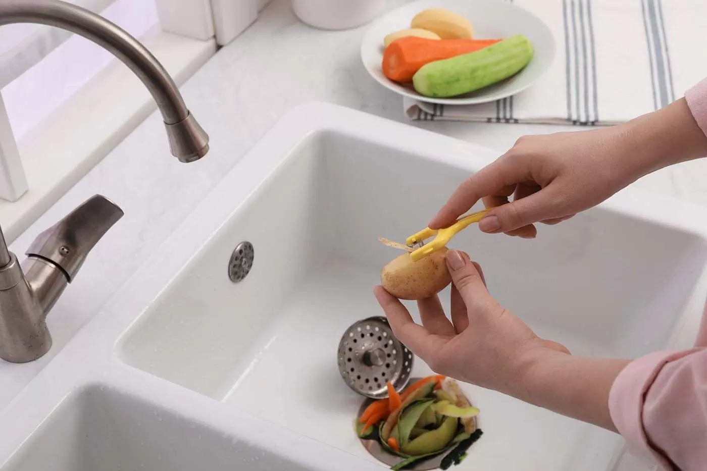 KITCHEN SINK GARBURATOR