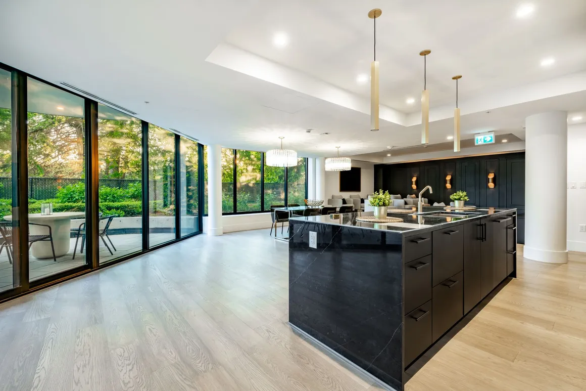 Kitchen Land