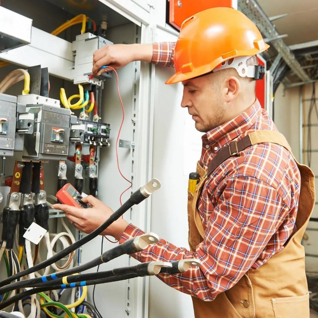 Commercial Electrician