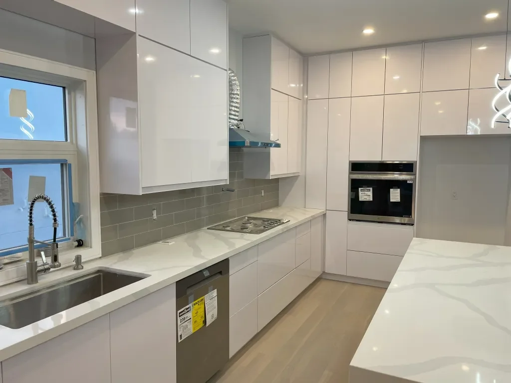 Kitchen Cabinet