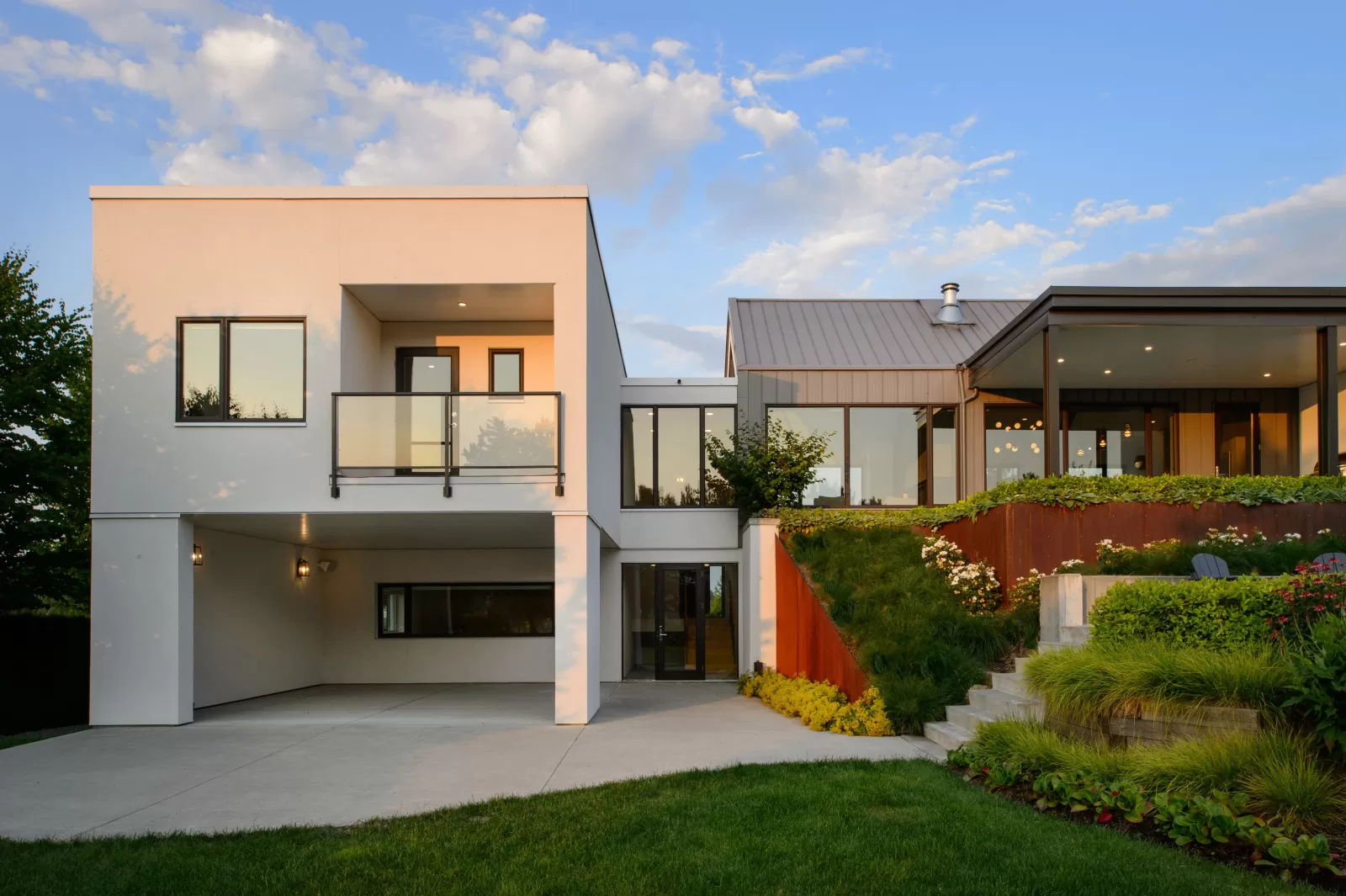 Contemporary Farmhouse