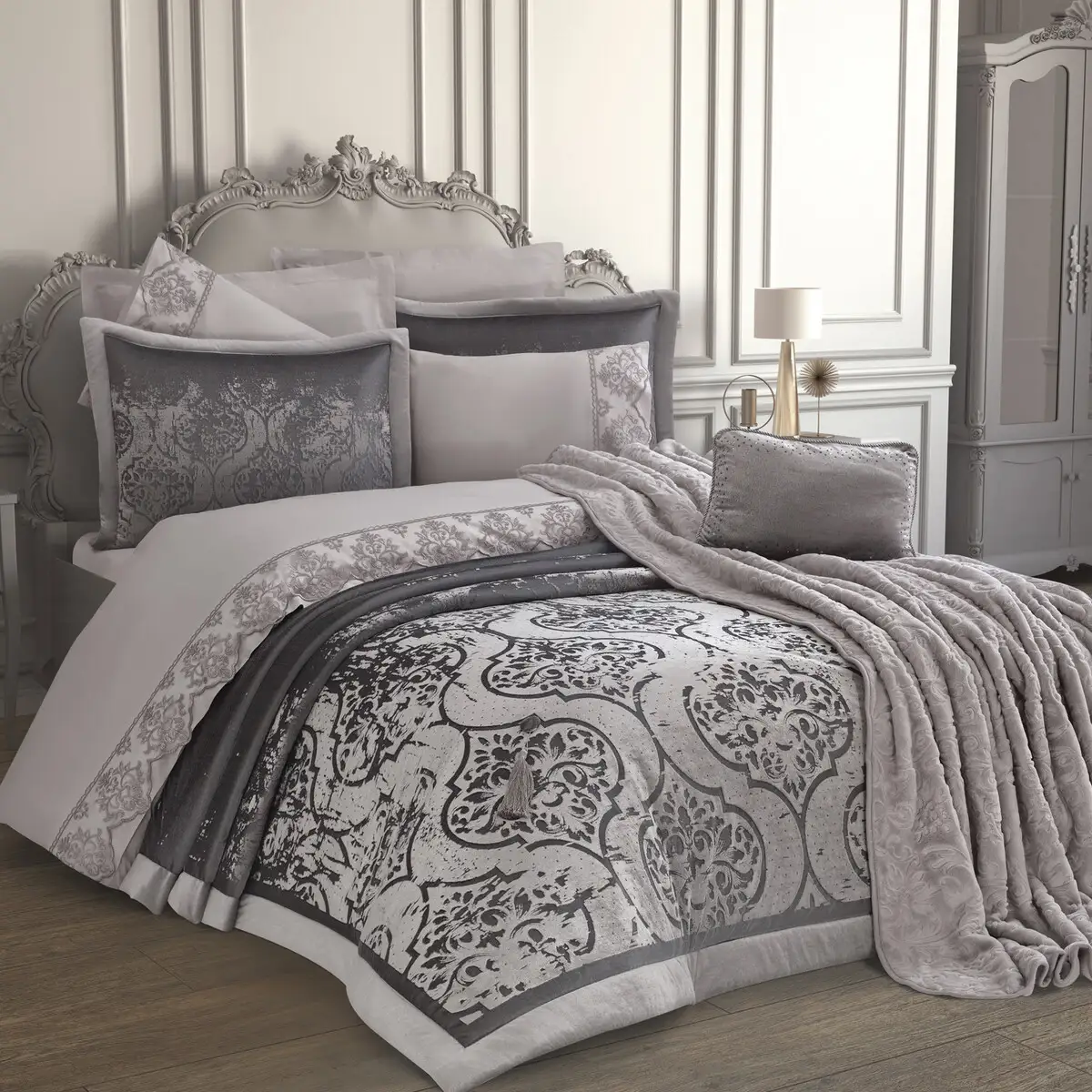 BEDDINGS