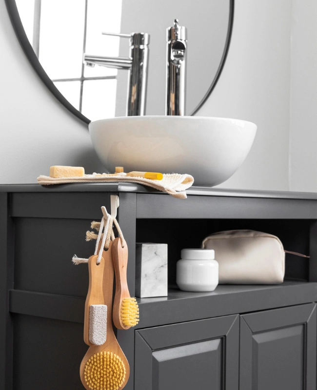 Bathroom cabinets