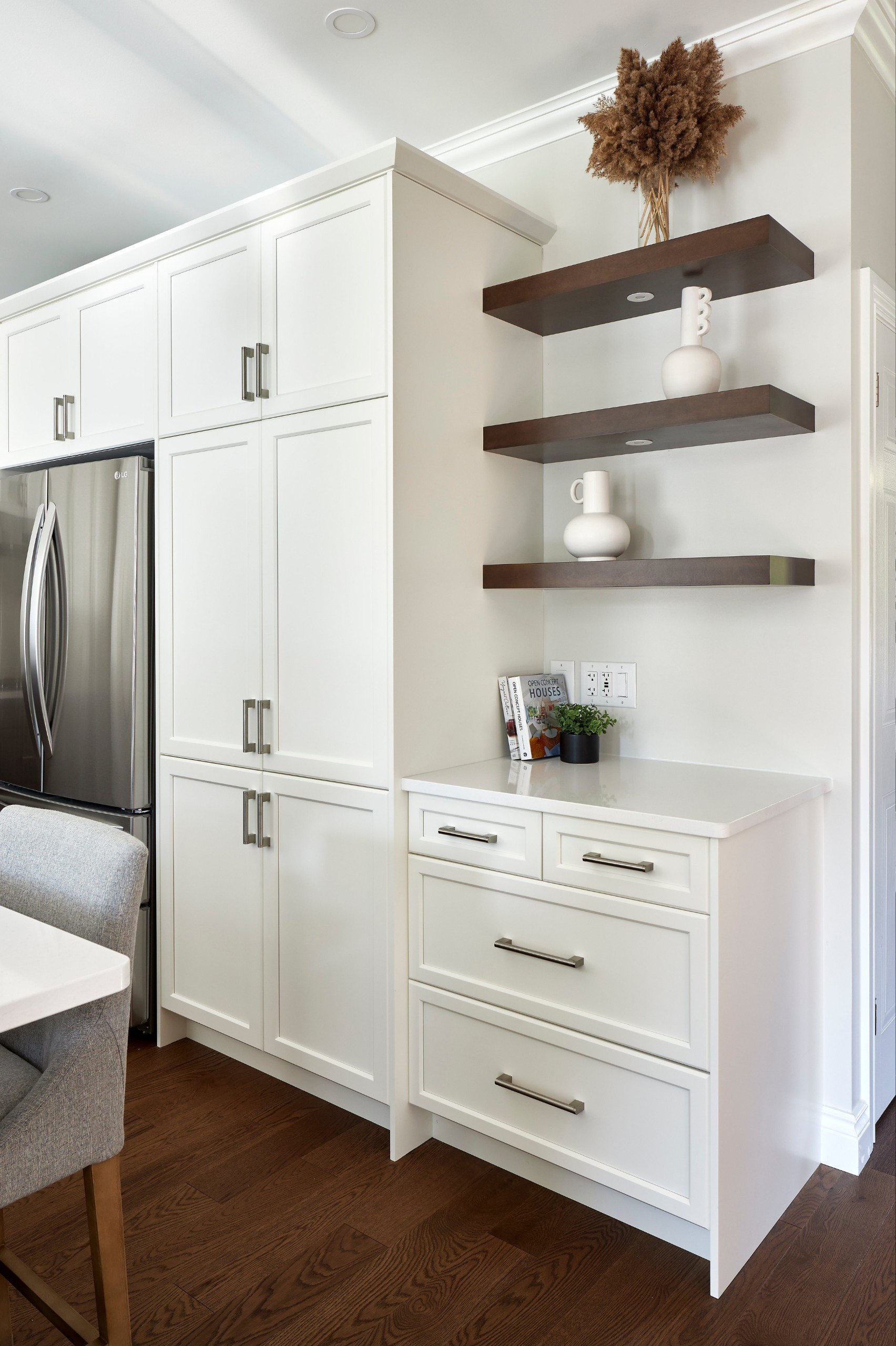 Custom Kitchen Cabinets